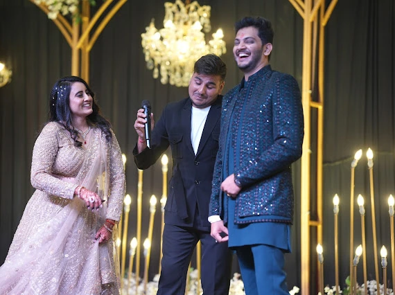 The Varmala — best wedding anchor in Jaipur